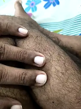 Snapshot of Chanderi19 chatting on September 9, 2025, 5:11 pm Chanderi19 online show from September 9, 2025, 5:11 pm