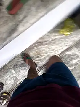 Chanderi19 online show from March 29, 2026, 2:35 am