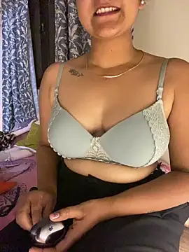 Snapshot of Varonicababy chatting on October 24, 2025, 2:38 pm Varonicababy online show from October 24, 2025, 2:38 pm