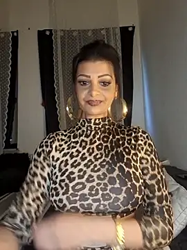 Pillango1212 online show from January 10, 2026, 3:18 pm