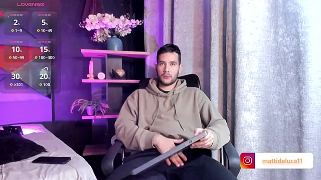 matti de lucaa online show from September 19, 2025, 5:44 am