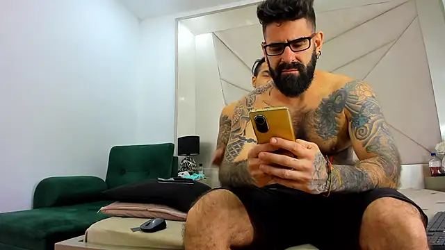 Snapshot of Harald_Smed chatting on September 18, 2025, 1:25 pm Harald Smed online show from September 18, 2025, 1:25 pm