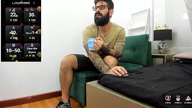 Snapshot of Harald_Smed chatting on October 9, 2025, 1:33 pm Harald Smed online show from October 9, 2025, 1:33 pm