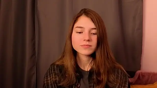 Snapshot of KeikoWideman chatting on October 9, 2025, 7:36 pm KeikoWideman online show from October 9, 2025, 7:36 pm