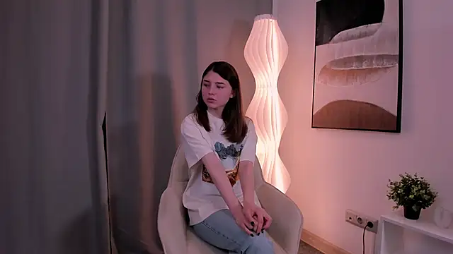 KeikoWideman online show from September 10, 2025, 8:24 am