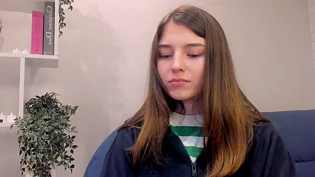 KeikoWideman online show from September 24, 2025, 6:14 pm