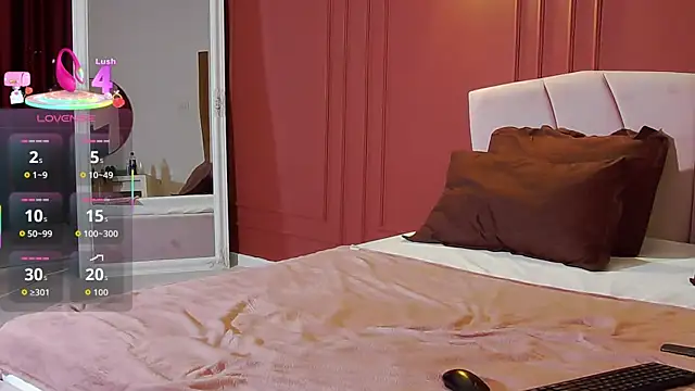 Snapshot of Olivia_Haze chatting on October 21, 2025, 5:56 pm Olivia Haze online show from October 21, 2025, 5:56 pm