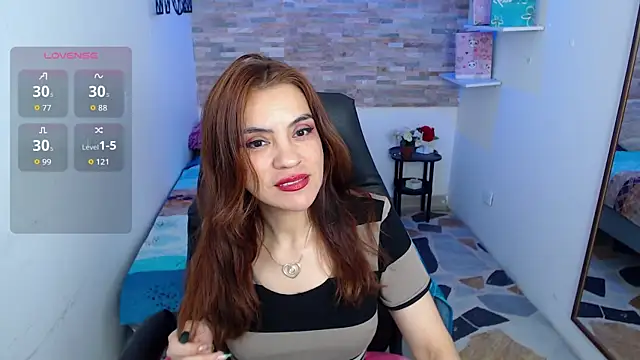 KendallWood  online show from September 28, 2025, 1:29 pm