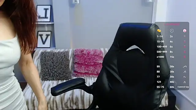 Snapshot of KendallWood_ chatting on January 17, 2026, 8:56 pm KendallWood online show from January 17, 2026, 8:56 pm