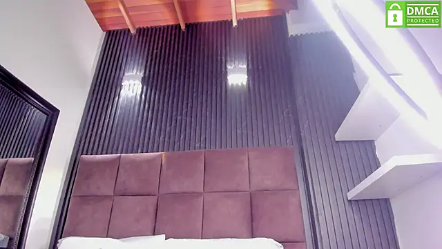 Snapshot of Sussy_Vixen chatting on September 30, 2025, 7:42 pm Sussy Vixen online show from September 30, 2025, 7:42 pm