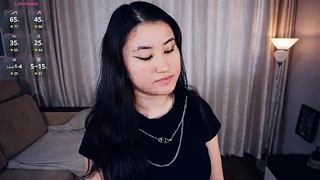 Snapshot of DebrahJungels chatting on October 5, 2025, 7:43 am DebrahJungels online show from October 5, 2025, 7:43 am