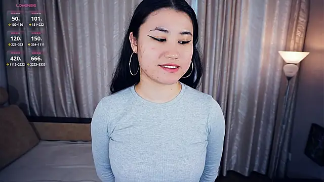 Snapshot of DebrahJungels chatting on October 9, 2025, 6:03 am DebrahJungels online show from October 9, 2025, 6:03 am