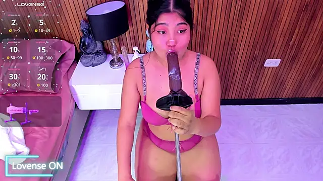 Snapshot of mysticlatina1 chatting on October 16, 2025, 12:02 pm mysticlatina1 online show from October 16, 2025, 12:02 pm