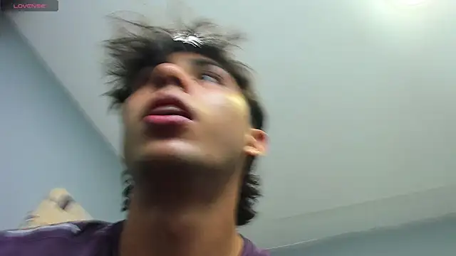 Snapshot of curbjerry chatting on September 29, 2025, 7:52 pm curbjerry online show from September 29, 2025, 7:52 pm