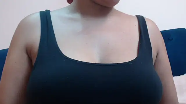 Snapshot of MabellSun chatting on October 30, 2025, 7:22 pm MabellSun online show from October 30, 2025, 7:22 pm