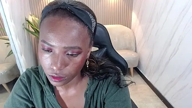 Snapshot of ebony_rose_tf chatting on October 3, 2025, 7:48 pm ebony rose tf online show from October 3, 2025, 7:48 pm