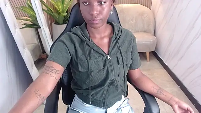 Snapshot of ebony_rose_tf chatting on September 19, 2025, 8:24 pm ebony rose tf online show from September 19, 2025, 8:24 pm