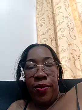 Snapshot of Gracce-Smith chatting on September 27, 2025, 3:51 pm Gracce-Smith online show from September 27, 2025, 3:51 pm