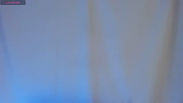 Snapshot of OliverMontiel chatting on October 11, 2025, 7:04 pm OliverMontiel online show from October 11, 2025, 7:04 pm