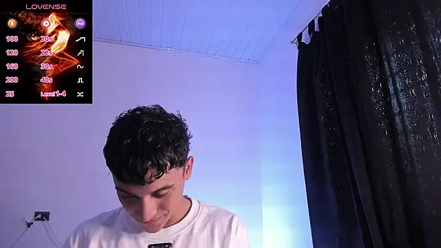 Austin Cardieff  online show from October 27, 2025, 7:59 pm