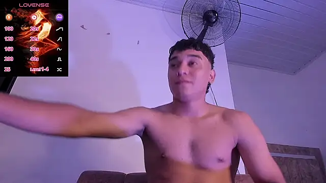 Austin Cardieff  online show from October 14, 2025, 8:53 pm