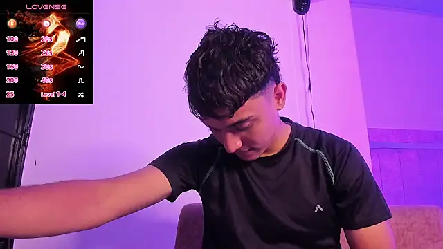 Austin Cardieff  online show from September 27, 2025, 3:45 am