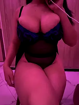 Snapshot of asile21 chatting on November 8, 2025, 3:43 am asile21 online show from November 8, 2025, 3:43 am