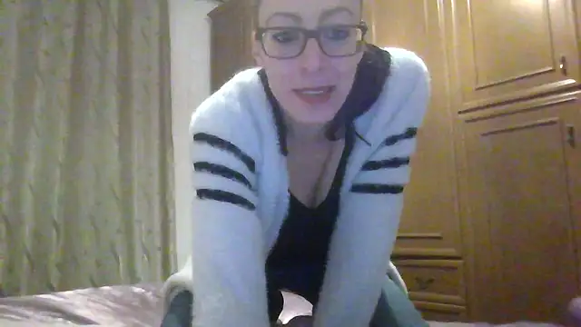 Snapshot of Astrid3 chatting on January 13, 2026, 1:31 am Astrid3 online show from January 13, 2026, 1:31 am
