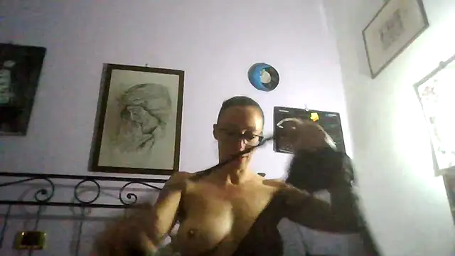 Snapshot of Astrid3 chatting on November 11, 2025, 1:00 am Astrid3 online show from November 11, 2025, 1:00 am