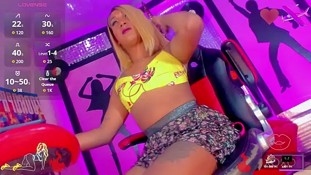 Snapshot of Alondra_Campbell chatting on September 17, 2025, 3:19 am Alondra Campbell online show from September 17, 2025, 3:19 am