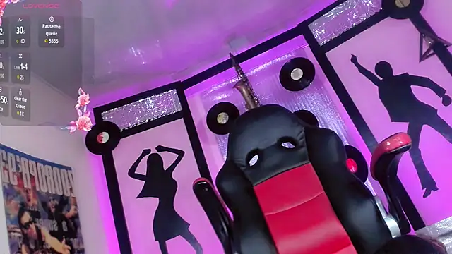 Snapshot of Alondra_Campbell chatting on October 10, 2025, 3:29 am Alondra Campbell online show from October 10, 2025, 3:29 am