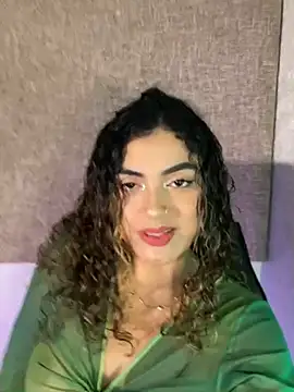 Salomeferreira  online show from September 24, 2025, 4:46 pm