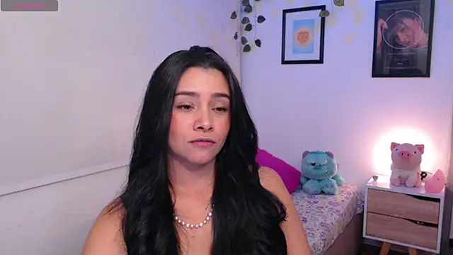 MarilynWhite  online show from October 10, 2025, 12:33 am