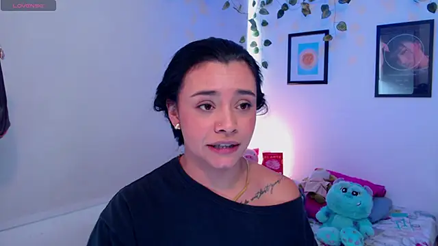 MarilynWhite  online show from October 13, 2025, 7:48 pm