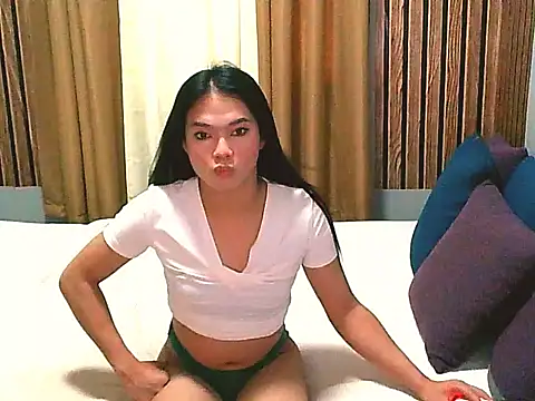 zowi cock2946 online show from December 17, 2025, 5:12 am