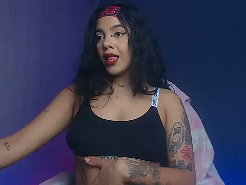 Snapshot of ObeyVal chatting on September 15, 2025, 10:54 pm ObeyVal online show from September 15, 2025, 10:54 pm