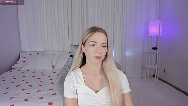 Snapshot of Susan_Mimi chatting on September 25, 2025, 2:50 am Susan Mimi online show from September 25, 2025, 2:50 am