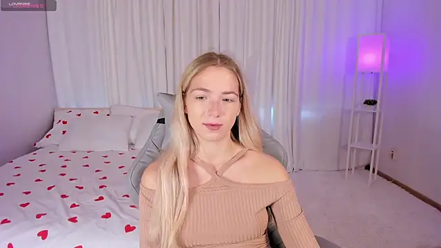 Snapshot of Susan_Mimi chatting on September 24, 2025, 3:02 am Susan Mimi online show from September 24, 2025, 3:02 am