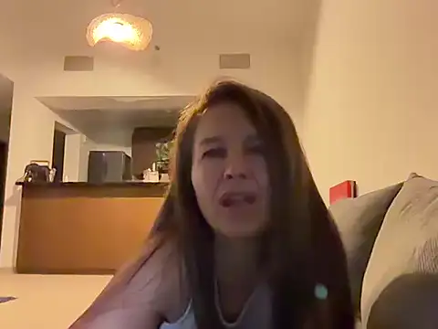 Avelinii online show from June 11, 2026, 7:55 pm