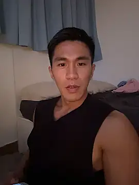 Snapshot of gooodboiii chatting on November 3, 2025, 2:20 pm gooodboiii online show from November 3, 2025, 2:20 pm