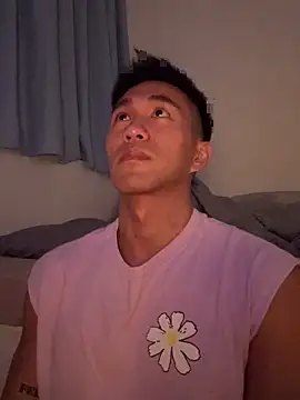 Snapshot of gooodboiii chatting on September 29, 2025, 12:55 pm gooodboiii online show from September 29, 2025, 12:55 pm