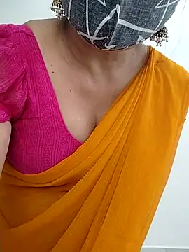 Girl 071 online show from October 25, 2025, 7:29 am