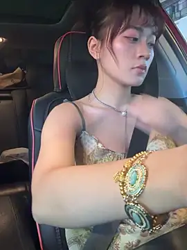vivit-bibi online show from September 11, 2025, 12:05 pm