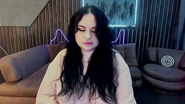 Snapshot of SerahMirabeli chatting on September 25, 2025, 12:55 pm SerahMirabeli online show from September 25, 2025, 12:55 pm