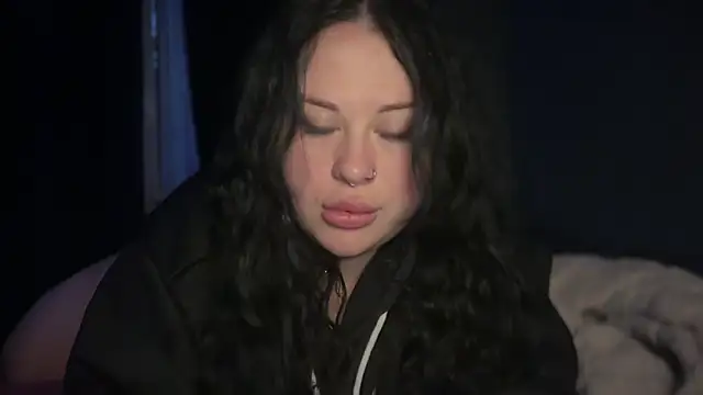 Snapshot of SerahMirabeli chatting on October 11, 2025, 3:02 pm SerahMirabeli online show from October 11, 2025, 3:02 pm