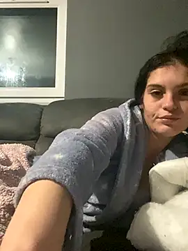 Snapshot of Camwithchlox chatting on October 3, 2025, 1:53 am Camwithchlox online show from October 3, 2025, 1:53 am