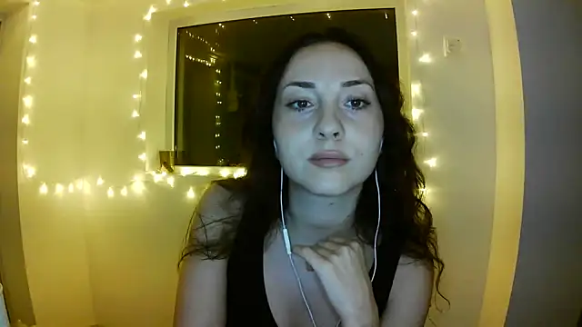 Ulvaya online show from July 17, 2026, 8:50 pm