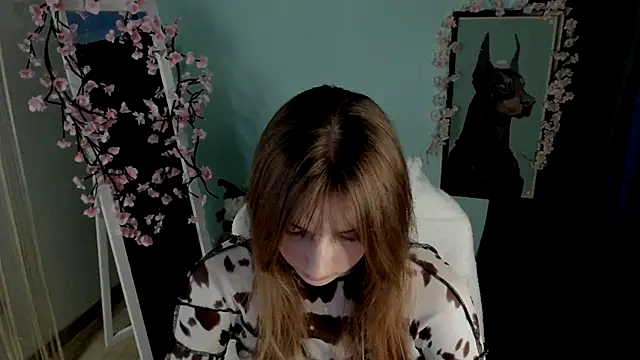 NeyliDream online show from December 20, 2025, 7:33 am