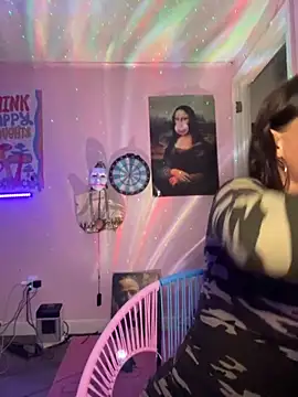 shortywidaphatty online show from September 25, 2025, 3:18 pm