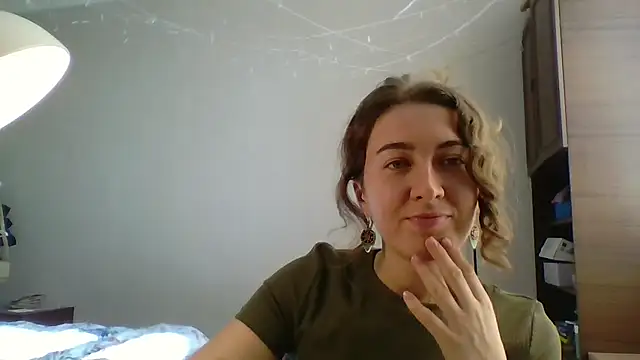 Snapshot of Mireeina chatting on July 17, 2026, 2:36 pm Mireeina online show from July 17, 2026, 2:36 pm